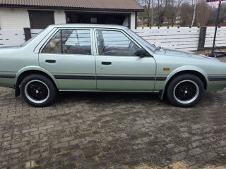 Mazda 626 LX 2.0 66kW