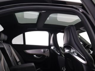 Mercedes-Benz C 63 AMG S 4.0 V8 Biturbo 375кВ