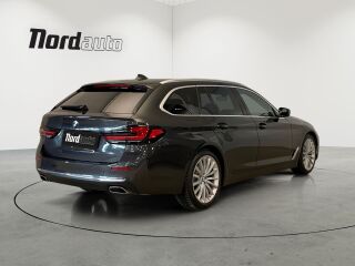 BMW 530 d xDrive Luxury Line LCI 3.0 210кВ
