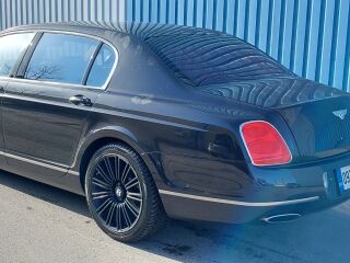 Bentley Continental Flying Spur Speed 6.0 V12 449кВ