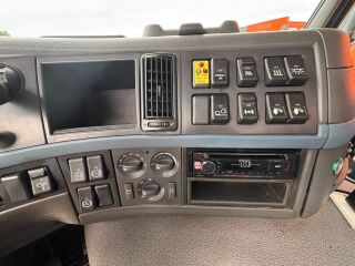 Volvo FM 400 6x2 294кВ