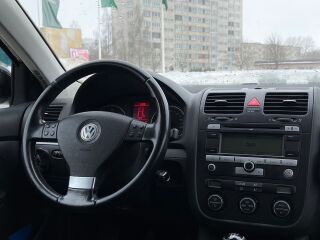 Volkswagen Golf 1.9 R4 TDI 77kW
