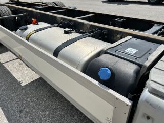 Volvo FM 330 4X2 EURO6 + VEB EURO 6 251kW