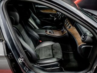 Mercedes-Benz E 220 AMG 2.0 143kW