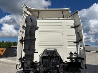 Volvo FM 330 4x2 250kW