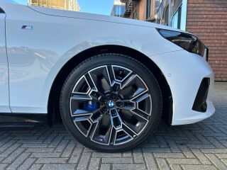 BMW i5 eDrive40 M Sportpakett Pro 250kW