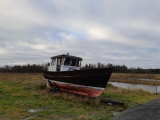 Puidust laev Mitsubishi MD050 48kW