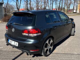 Volkswagen Golf GTI 2.0 147kW