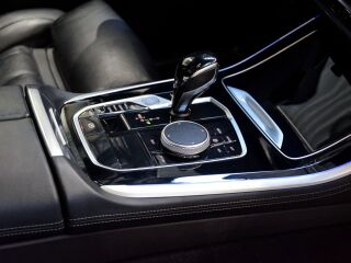 BMW X5 xDrive30d 3.0 210кВ
