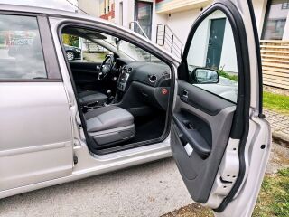 Ford Focus DB3 1.6 74кВ