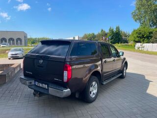 Nissan Navara 2.5 140kW