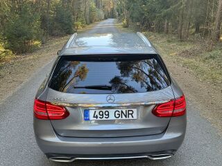 Mercedes-Benz C 220 2.1 125kW