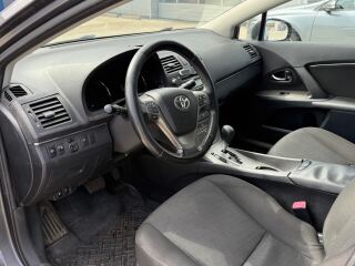 Toyota Avensis 1.8 108кВ