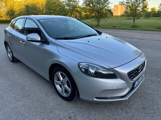 Volvo V40 Momentum 1.6 D2 84kW