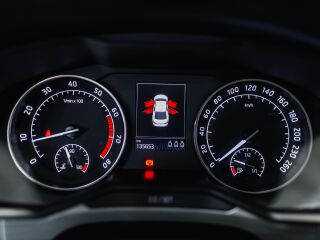Skoda Superb Facelift Ambition 1.8 132кВ