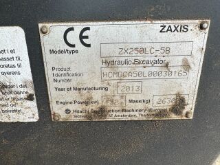 Hitachi ZX250LC-5B LEICA 3D