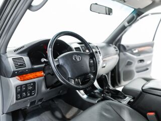 Toyota Land Cruiser Facelift Family Comfort 3.0 122kW