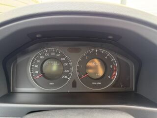 Volvo S80 2.4 136кВ