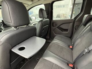 Mercedes-Benz T 180 d DCT 1.5 85kW