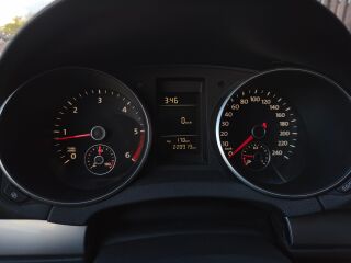Volkswagen Golf 1.6 66kW