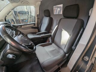 Volkswagen Transporter 2.0 150кВ