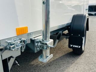 Tiki Treiler CV350-L Sandwich 3.5x1.47x1.5 küljeuks furgoonhaag