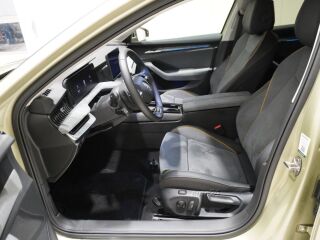Skoda Superb SELECTION COMBI PHEV 1.5 TSI 110кВ