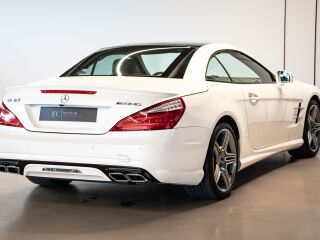 Mercedes-Benz SL 63 AMG 5.5 V8 395kW