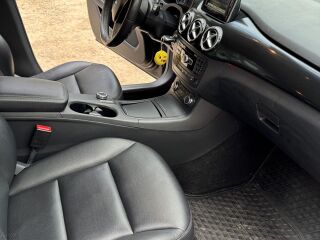 Mercedes-Benz B 200 1.9 R4 M270 115kW