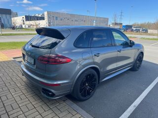 Porsche Cayenne 3.0 245кВ