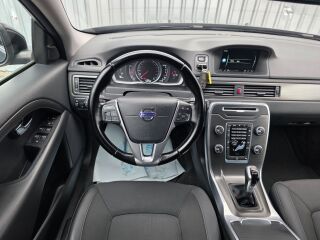 Volvo V70 Momentum Black Solid 2.0 88kW