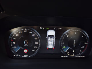 Volvo XC60 Inscription AWD 2.0 145кВ