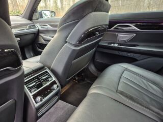 BMW 740 e iPerformans M-Paket 2.0 240кВ