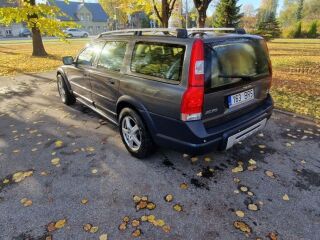 Volvo XC70 2.4 136kW