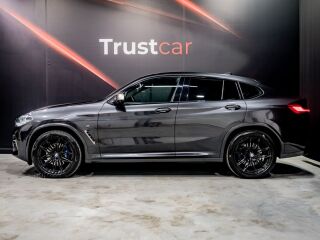 BMW X4 M-Paket 3.0 240kW