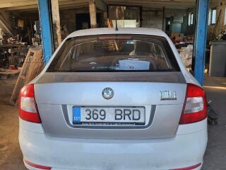 Skoda Octavia 1.6 77кВ