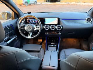 Mercedes-Benz GLA 180 Progressive package 1.3 100kW