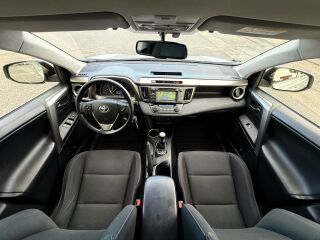 Toyota RAV4 AWD 4x4 Comfort EU5 2.2 R4 D-4D TDI 110кВ