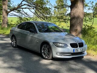 BMW 330 3.0 180kW