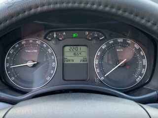 Skoda Octavia 1.6 75кВ
