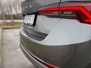 Skoda Octavia Elegance 4x4 2.0 110kW
