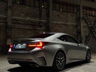 Lexus RC 200t 2.0 180kW