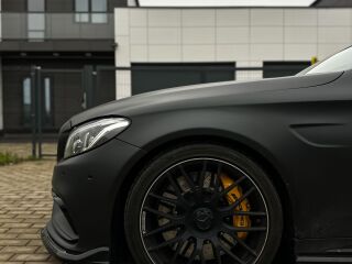Mercedes-Benz C 63 AMG S s 4.0 V8 375kW