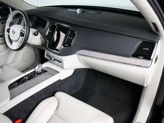 Volvo XC90 AWD ULTIMATE BRIGHT 7 LUXURY XENIUM FULL 2.0 T8 Recharge Long Range Plug-In-Hybrid 335kW