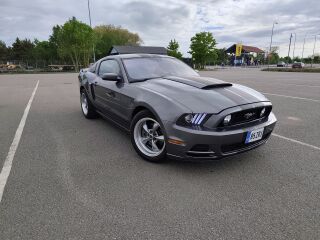 Ford Mustang V6 3.7 V6 227kW