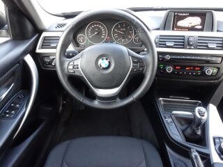 BMW 318 D Touring EU5 2.0 R4 TDI 105kW