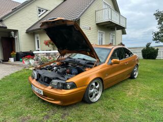Volvo C70 2.3 T5 176кВ