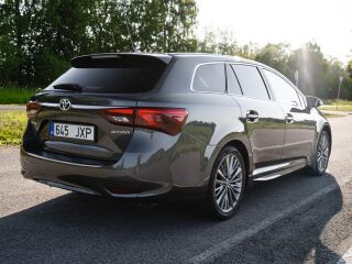 Toyota Avensis 1.8 108кВ
