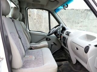 Opel Movano Pickup 2.5 CDTi 84kW