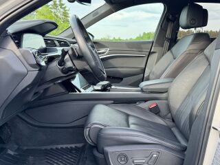 Audi e-tron S-line 55 158kW